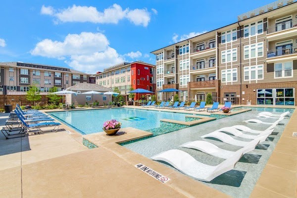 Harmony Luxury apartments in Rowlett, TX