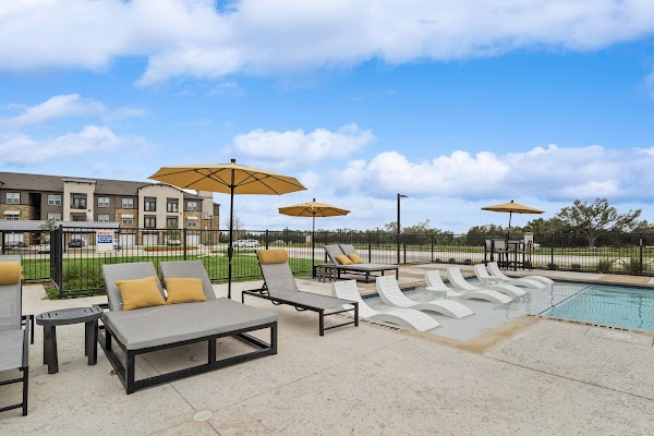 Radius Wolf Ranch apartments in Georgetown, TX