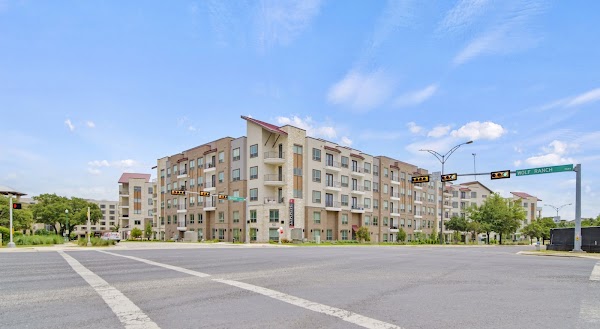 The Summit Lofts apartments in Georgetown, TX