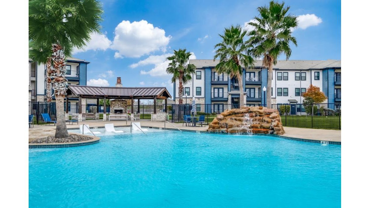 Valor at Harlingen apartments in Harlingen, TX