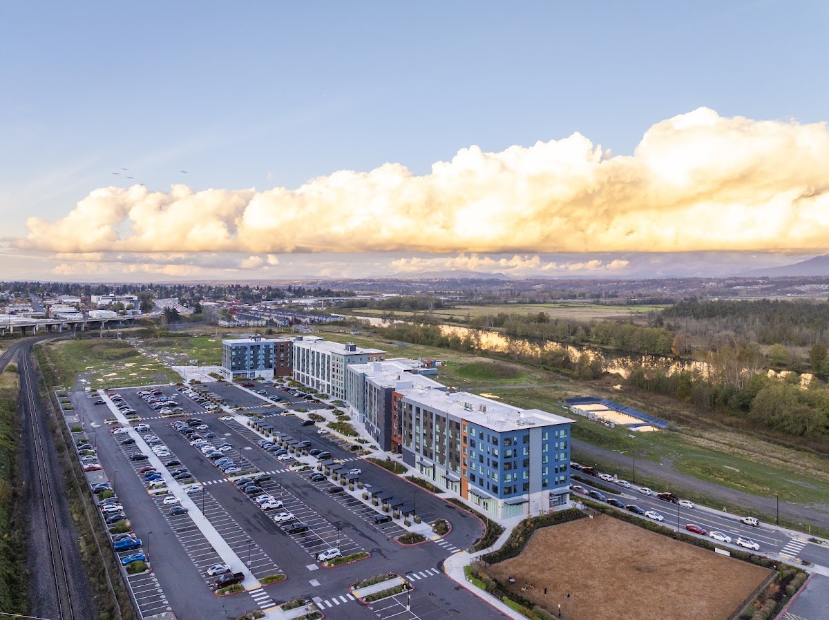 Riverfront Everett apartments in Everett, WA