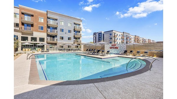 Alta Uptown apartments in Gilbert, AZ
