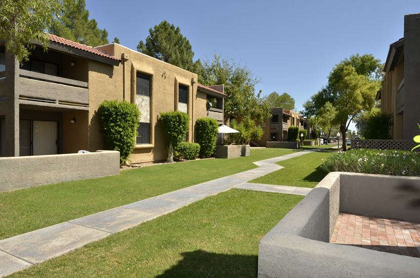 Shadow Ridge Apartments apartments in Scottsdale, AZ
