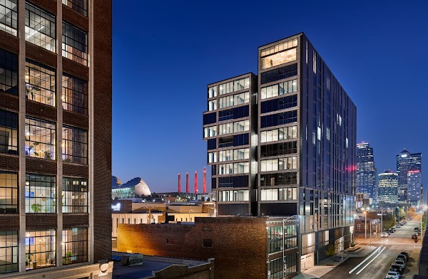 Reverb Alton Collection apartments in Kansas City, MO