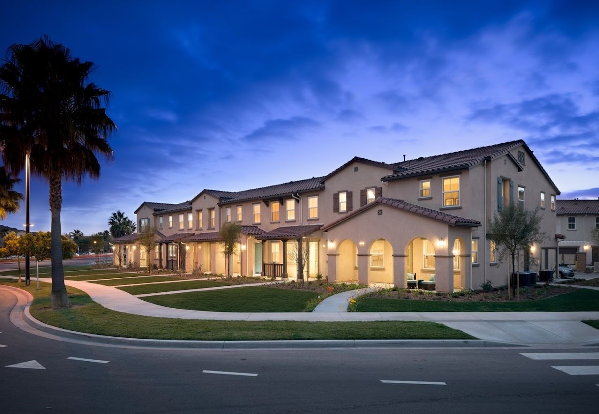 The Vines at Riverpark apartments in Oxnard, CA