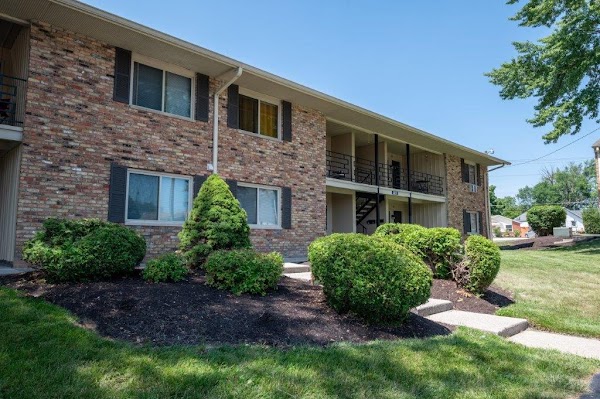 The Summit at Ridgewood Apartments & Townhomes apartments in Fort Wayne, IN