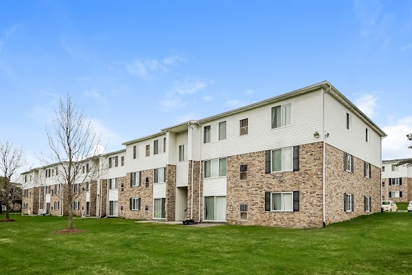Residences at Grand Blanc apartments in Flint, MI