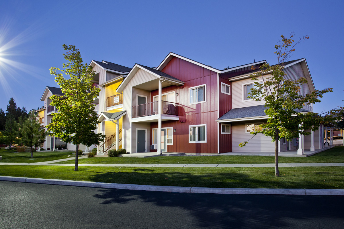 Pine Valley Ranch apartments in Spokane Valley, WA