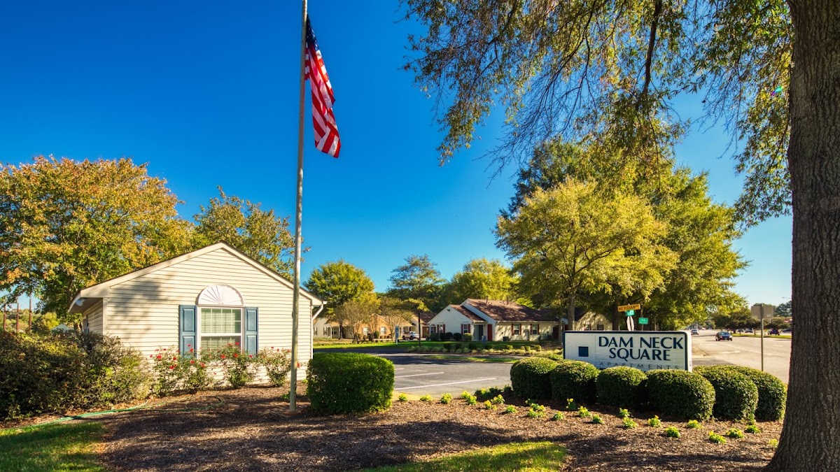 Dam Neck Square Apartments apartments in Virginia Beach, VA