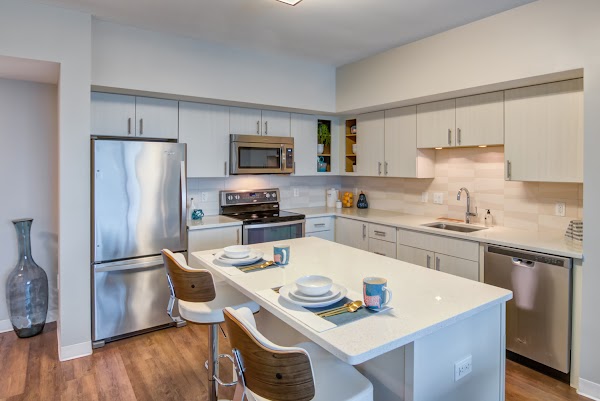 Summer House apartments in Stamford, CT
