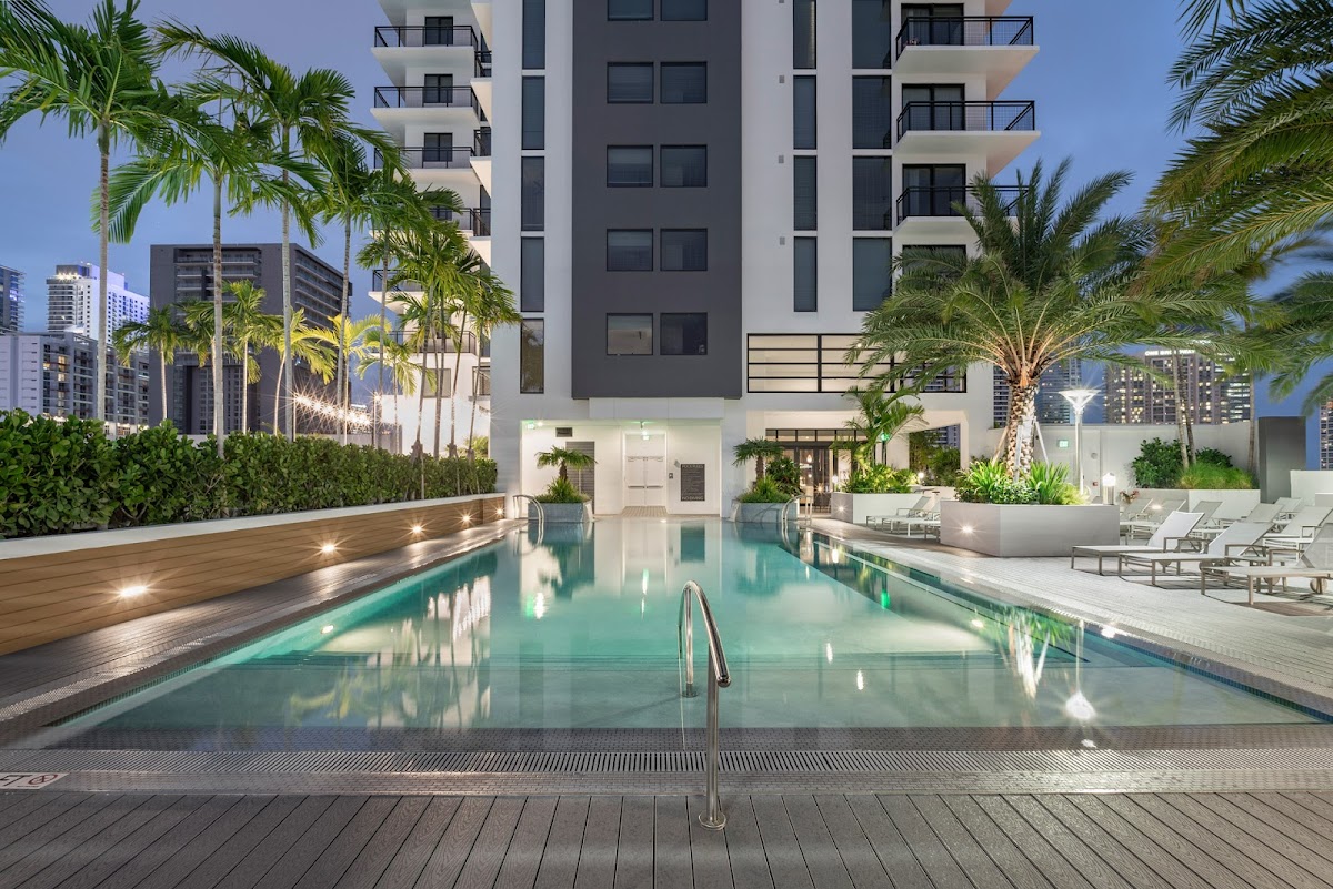 Maizon Brickell apartments in Miami, FL