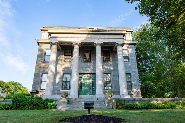 Grinnell Mansion apartments in New Bedford, MA