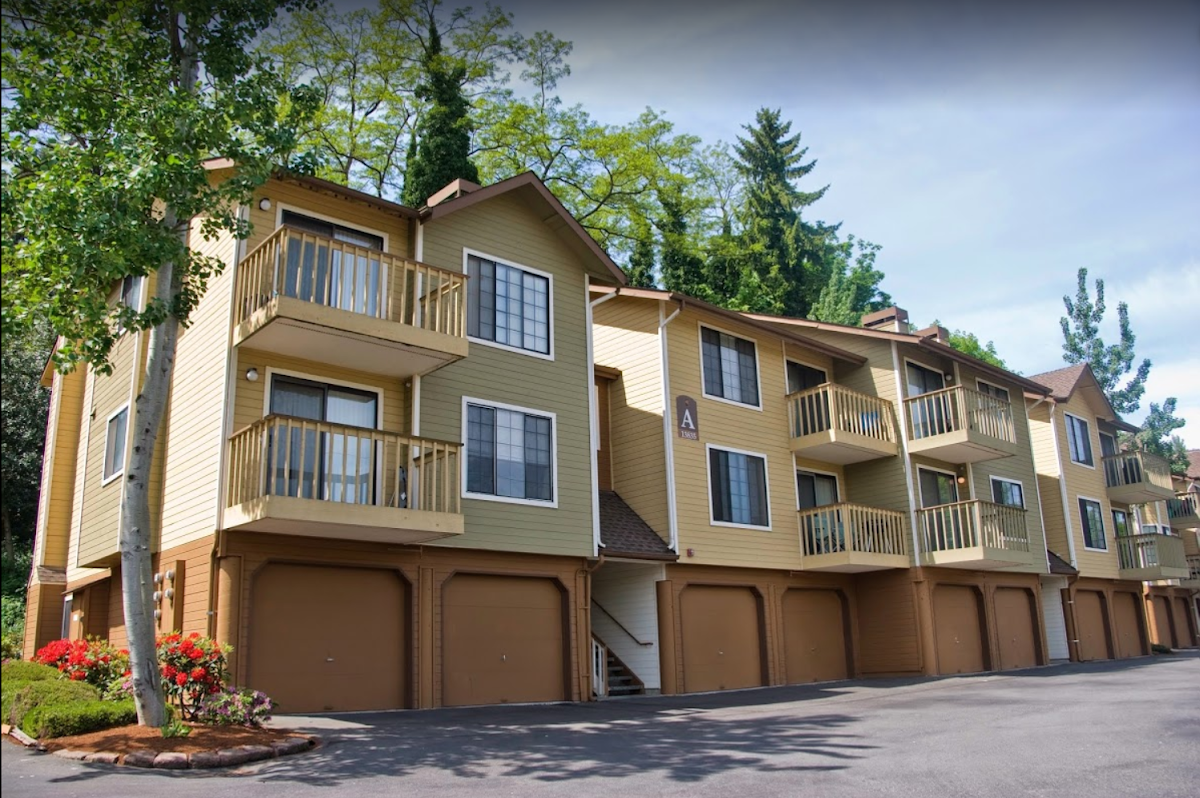 Foster Greens apartments in Renton, WA
