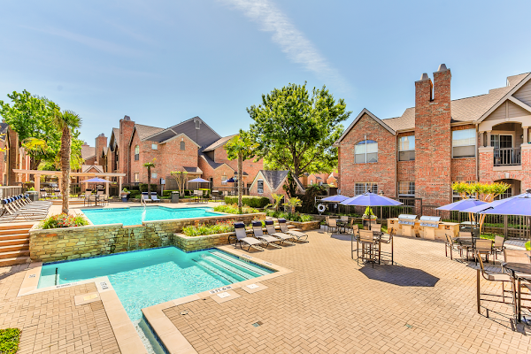 Avalon Addison apartments in Addison, TX