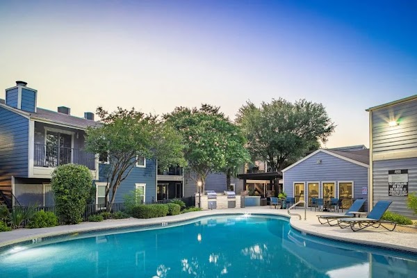 Austin Midtown apartments in Austin, TX