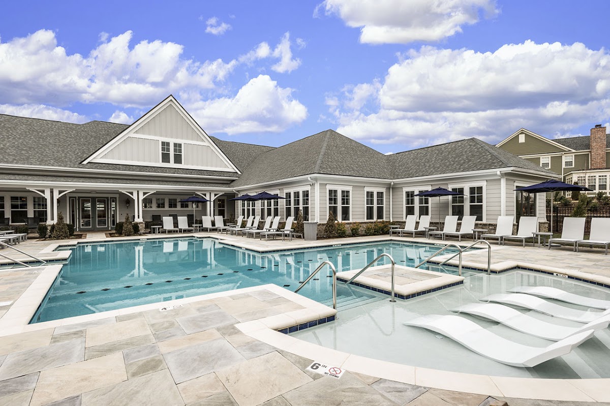 Heartwood at Lockwood Glen Apartments apartments in Franklin, TN