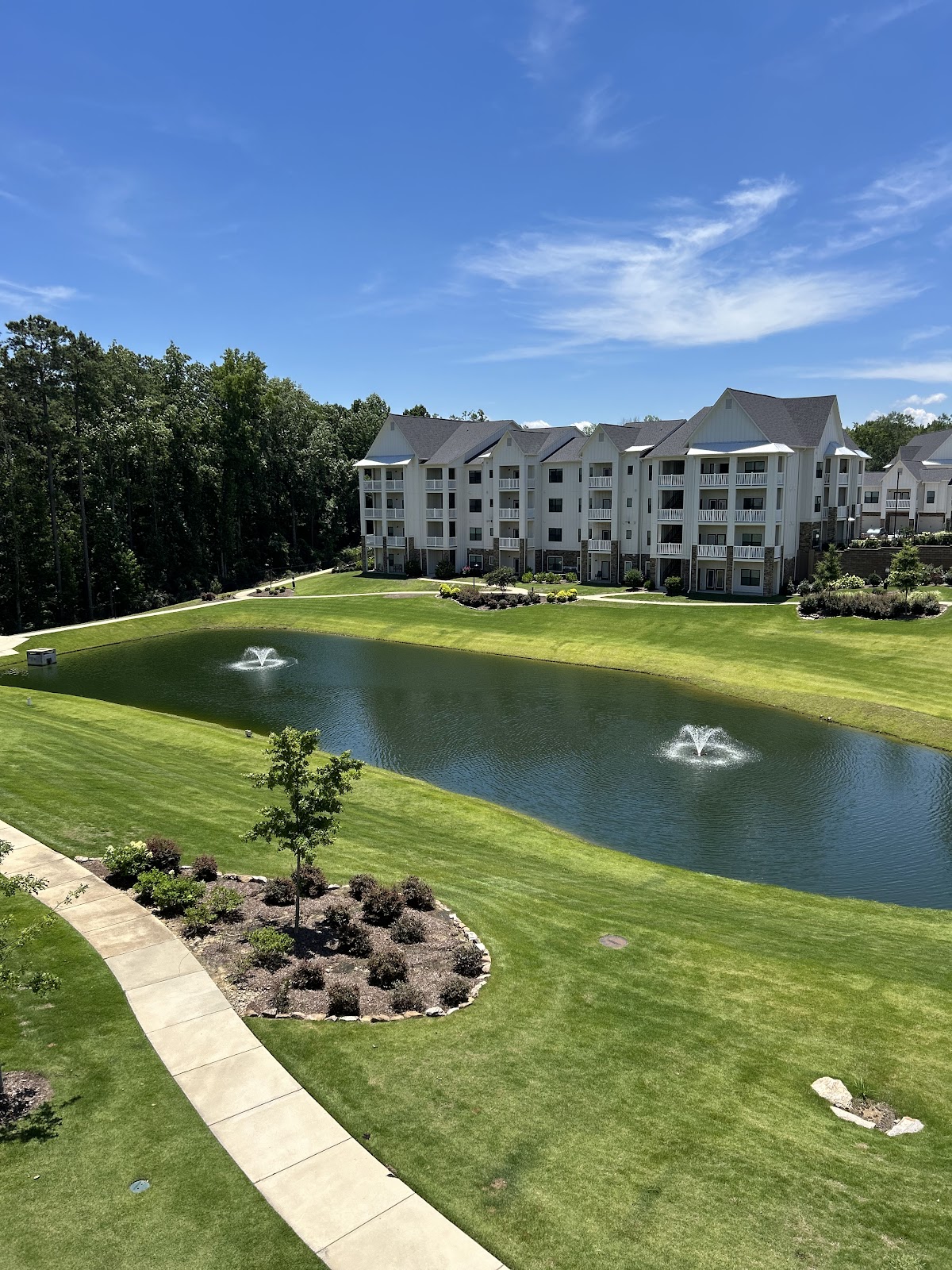The Glenn - Auburn apartments in Auburn, AL