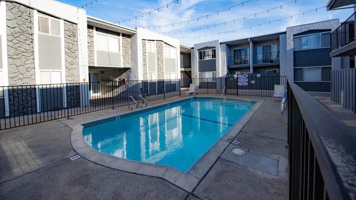 The Canyons at Santa Clarita apartments in Santa Clarita, CA