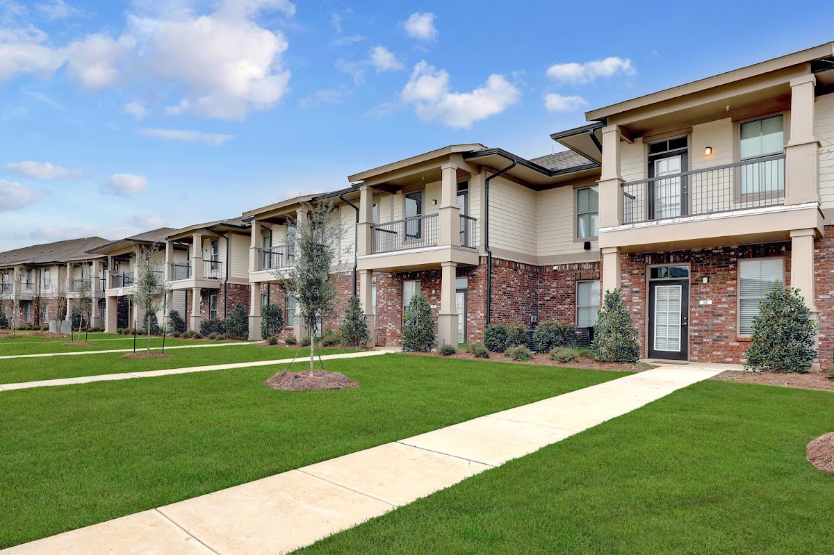 The Reserve at Couret Farms apartments in Lafayette, LA