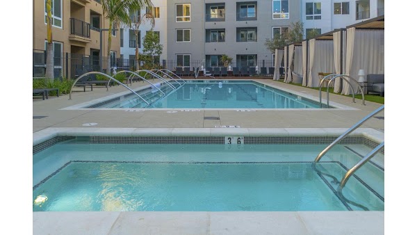 Baker Block apartments in Irvine, CA
