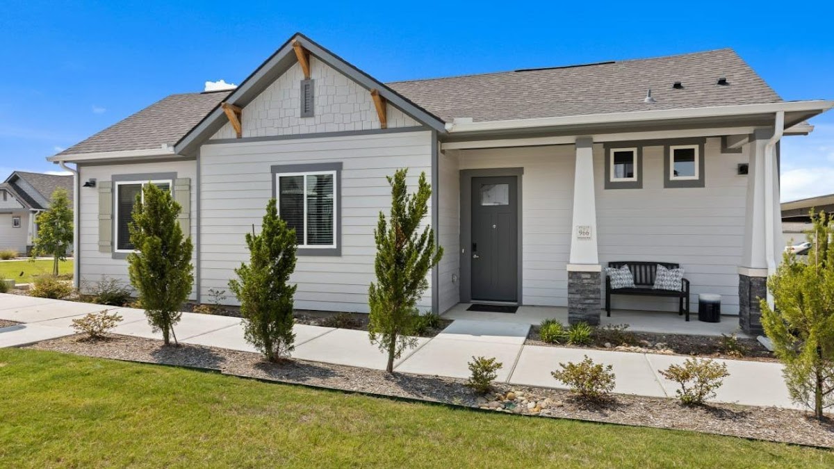 Avilla Traditions apartments in Arlington, TX