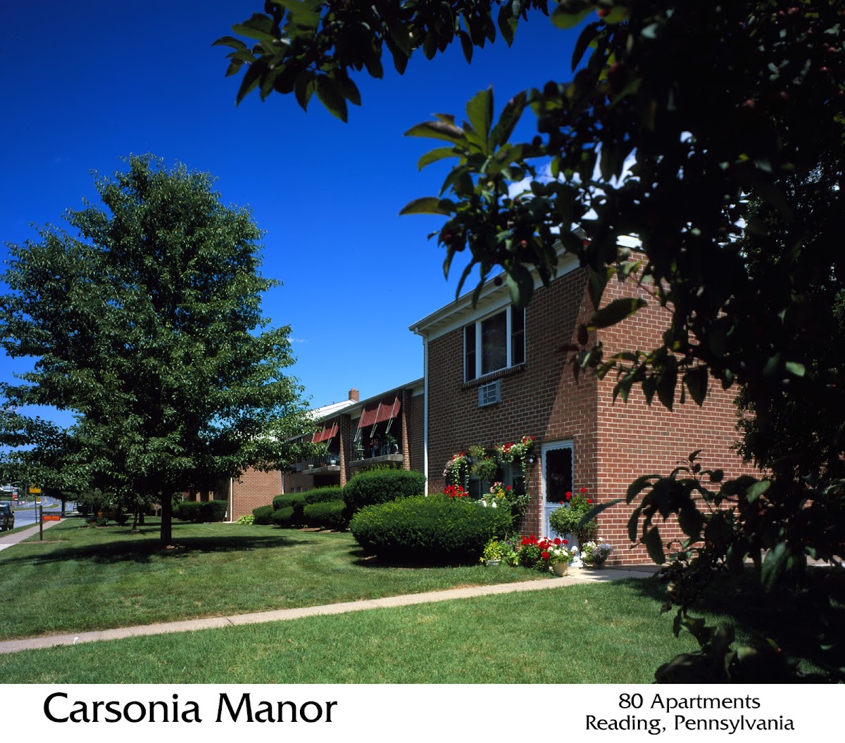 Carsonia Manor apartments in Reading, PA