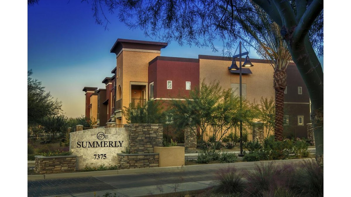Summerly at Zanjero apartments in Glendale, AZ