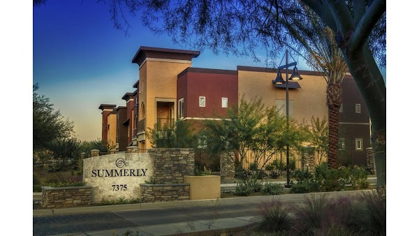 Summerly at Zanjero apartments in Glendale, AZ
