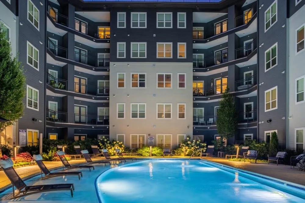Skyline West apartments in Atlanta, GA