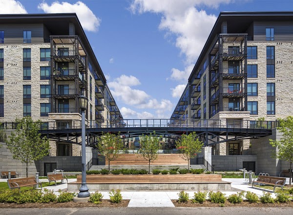 Inspire apartments in Minneapolis, MN