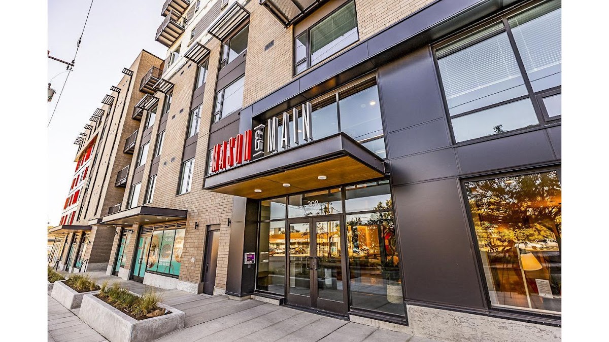 Mason & Main apartments in Seattle, WA