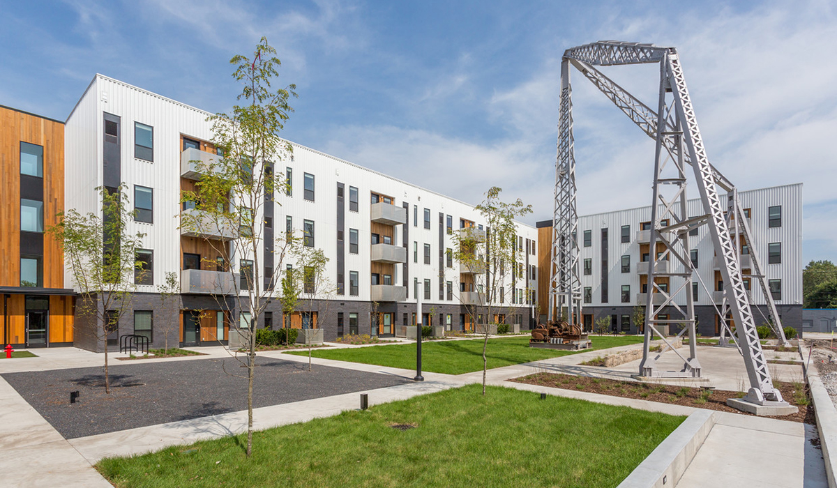 Rowat Lofts apartments in Des Moines, IA