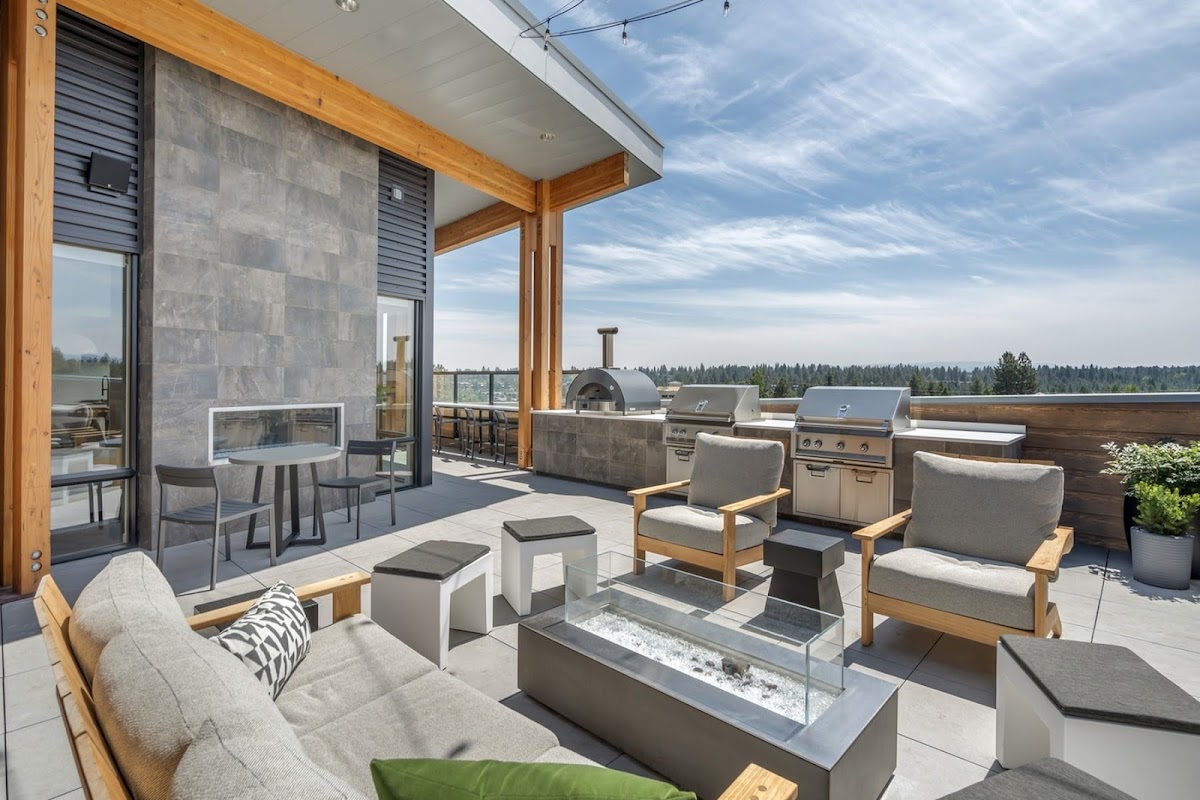 The Current apartments in Bend, OR