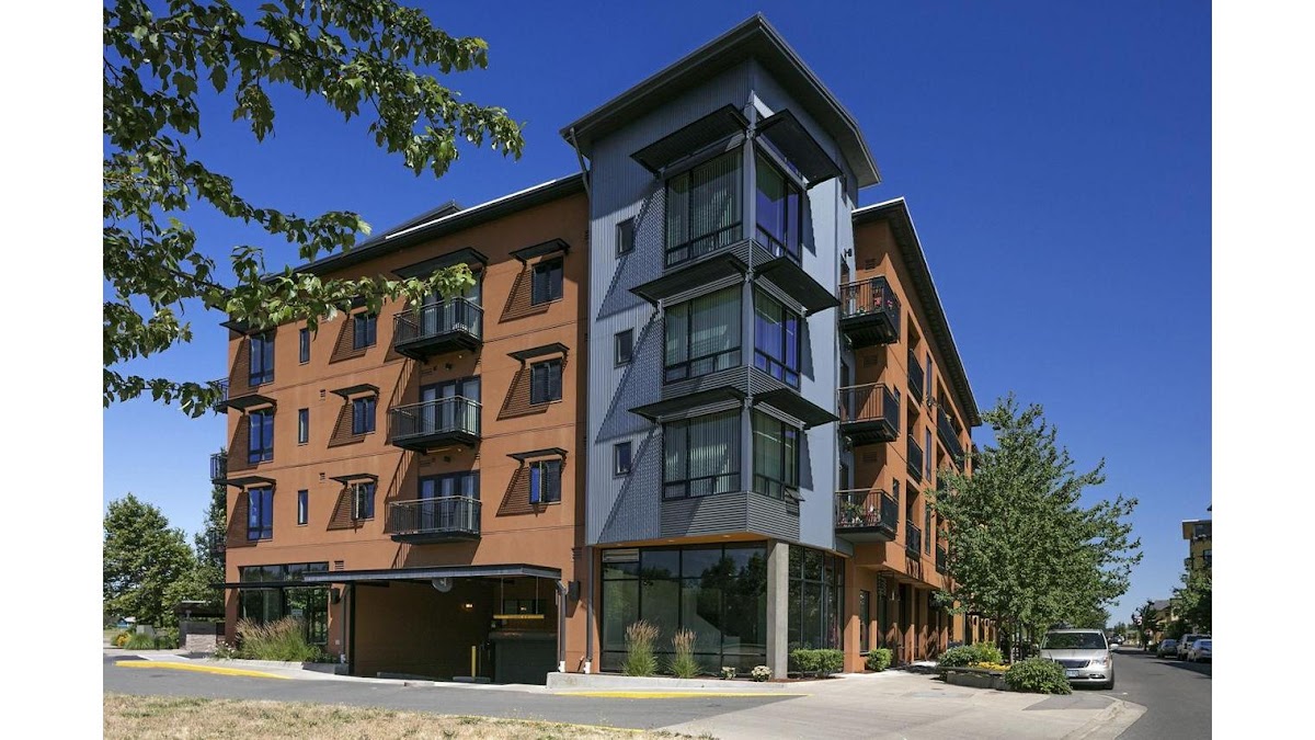 The Byron at Crescent Village apartments in Eugene, OR