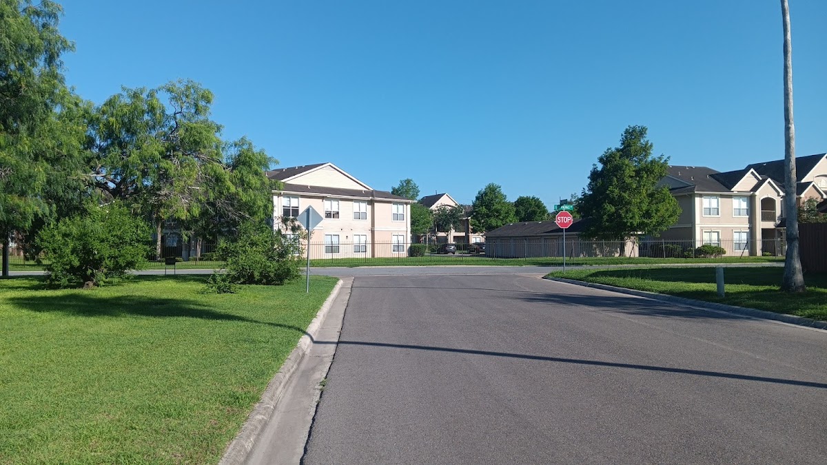 Las Palmas Apartments apartments in Brownsville, TX