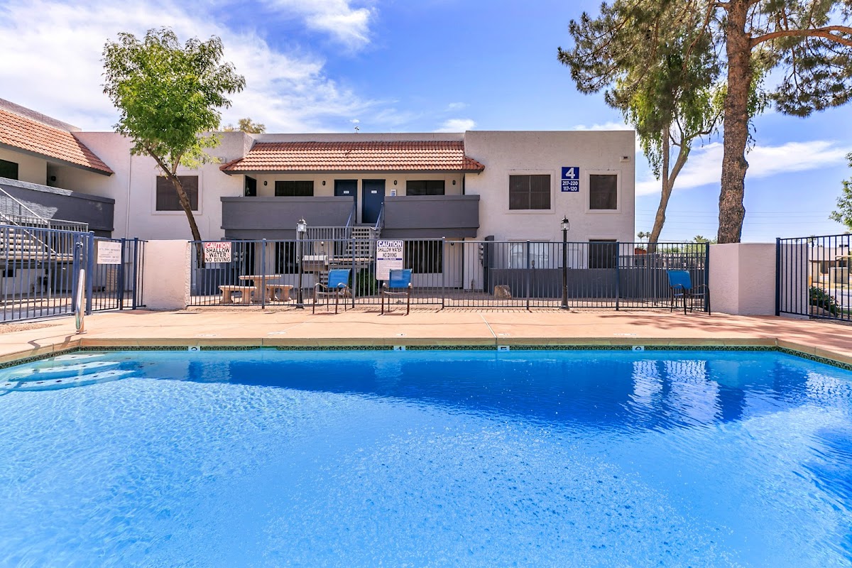 Rise Trailside apartments in Glendale, AZ