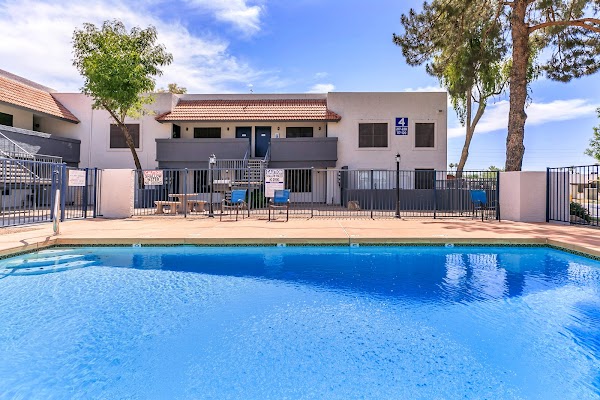 Rise Trailside apartments in Glendale, AZ