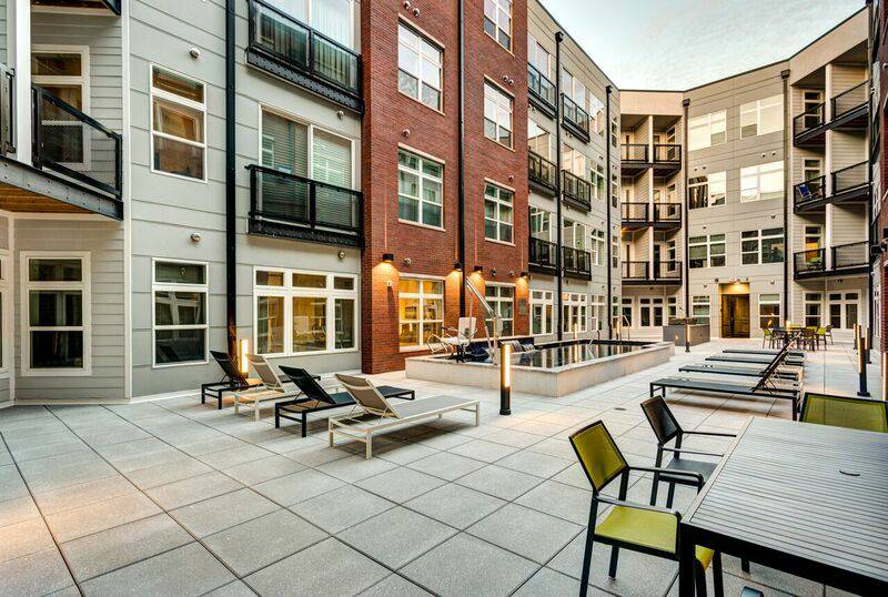 Attain Downtown apartments in Norfolk, VA