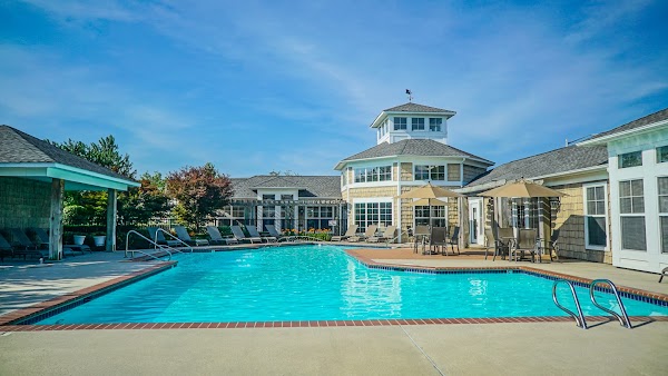 The Crossing at Red Mill apartments in Virginia Beach, VA