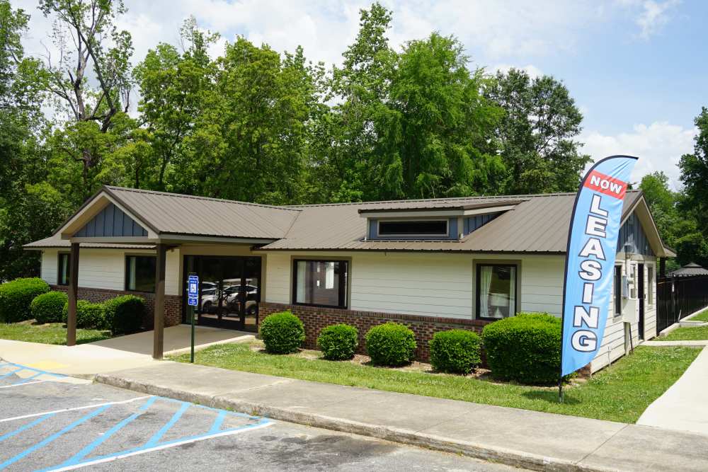 Cross Creek apartments in Columbus, GA