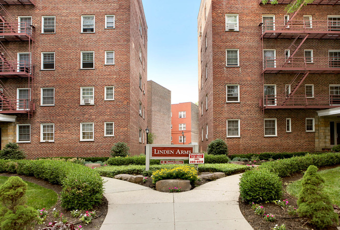 Linden Arms, LLC apartments in Elizabeth, NJ