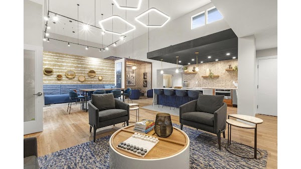 Avana Star Lake apartments in Kent, WA