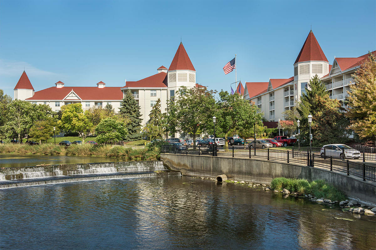 Rivers Edge Apartments apartments in Waukesha, WI