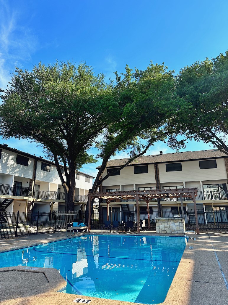The Bruin apartments in Waco, TX