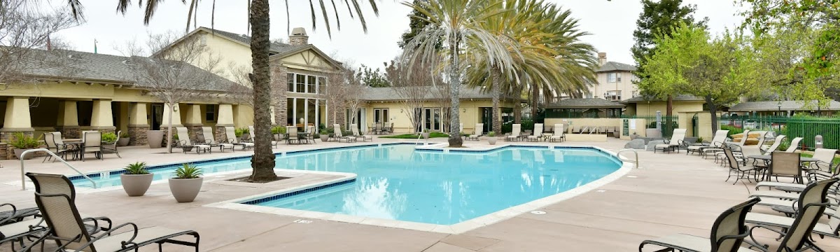 Emerald Park apartments in Dublin, CA