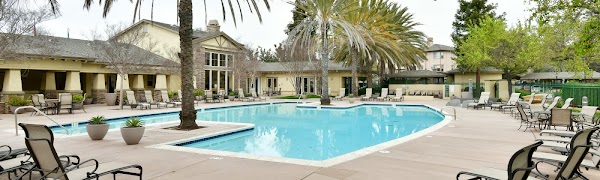 Emerald Park apartments in Pleasanton, CA