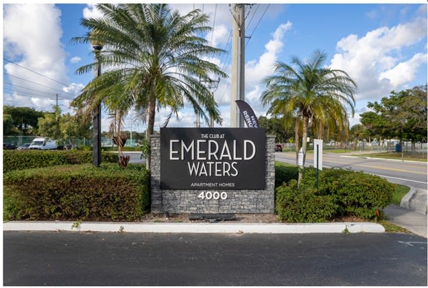 The Club at Emerald Waters apartments in Hollywood, FL