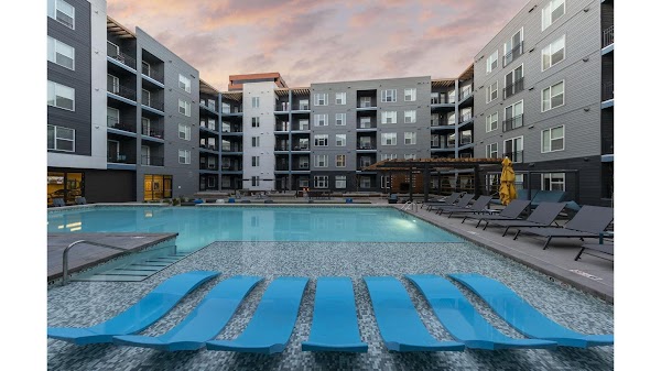 Beacon 85 apartments in Lakewood, CO