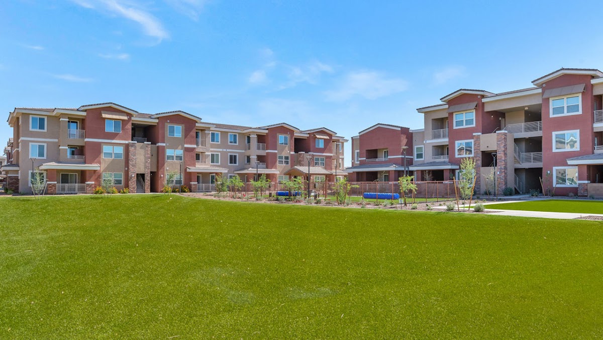 Zaterra apartments in Chandler, AZ