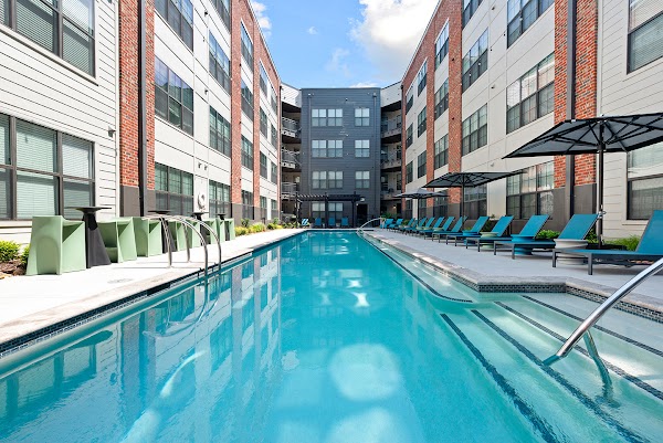 Cortland South End apartments in Charlotte, NC